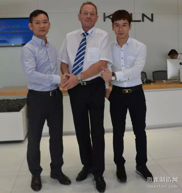 廣州麗聯(lián)休閑引領辦公家具進入激光生產(chǎn)線革命新時代1