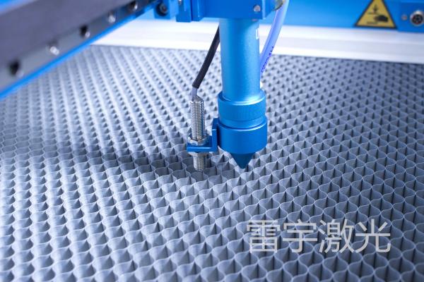 如何使用激光切割機才算安全？老司機告訴你答案！