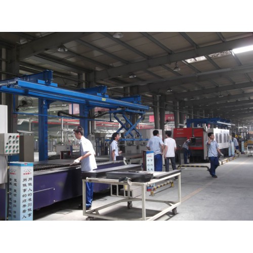 機械手、板材吸吊機