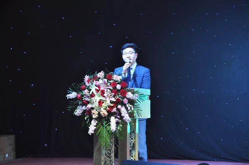 凝聚夢想•同心同行 — 華俄激光2018春節(jié)聯(lián)歡晚會圓滿結(jié)束