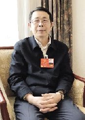全國人大代表閆大鵬:產(chǎn)業(yè)集群助力制造業(yè)創(chuàng)新升級 全國人大代表閆大鵬:產(chǎn)業(yè)集群助力制造業(yè)創(chuàng)新升級