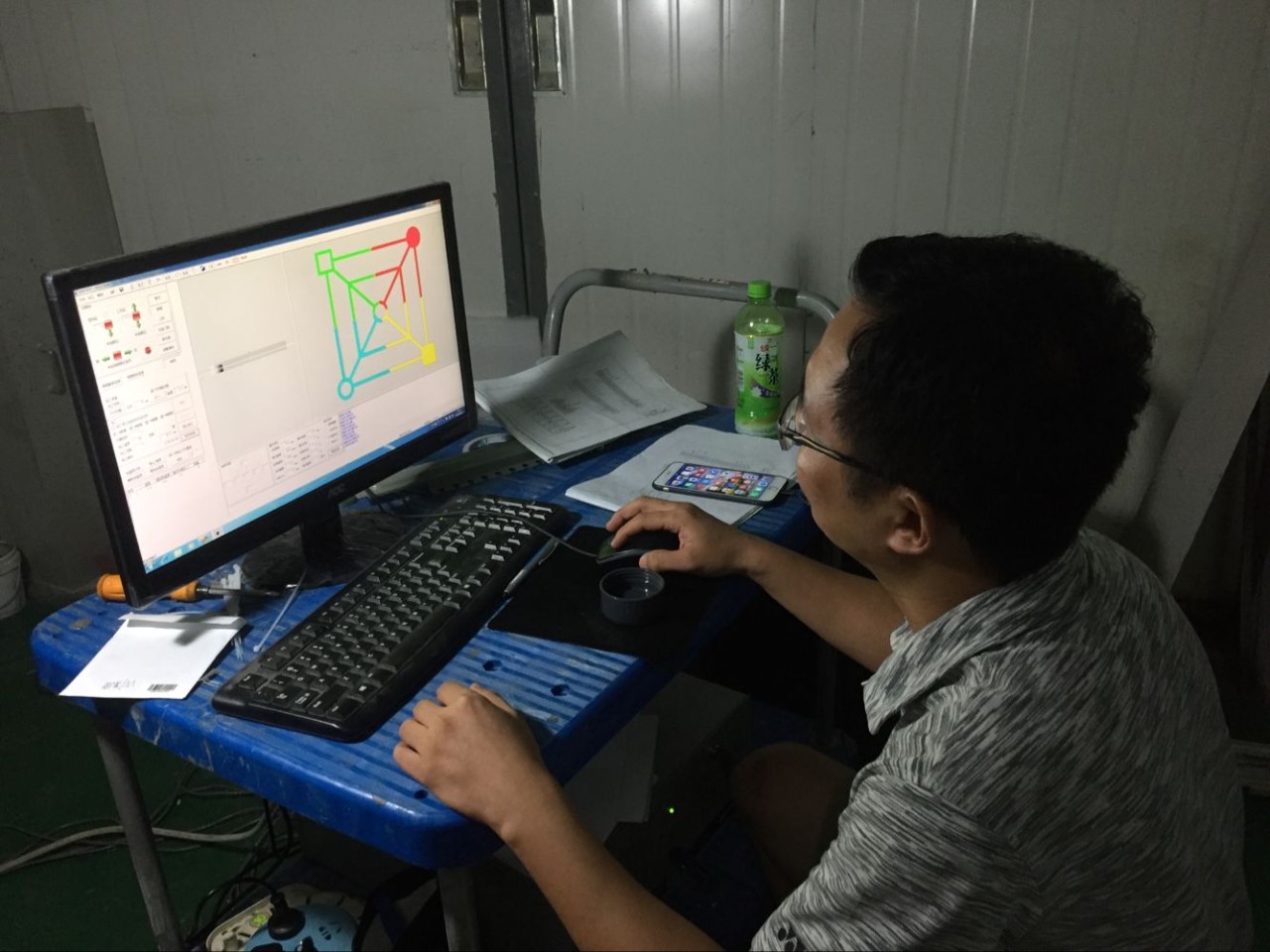 四激光、四振鏡、全球最大臺面陶瓷激光燒結(jié)3D打印機在中國下線