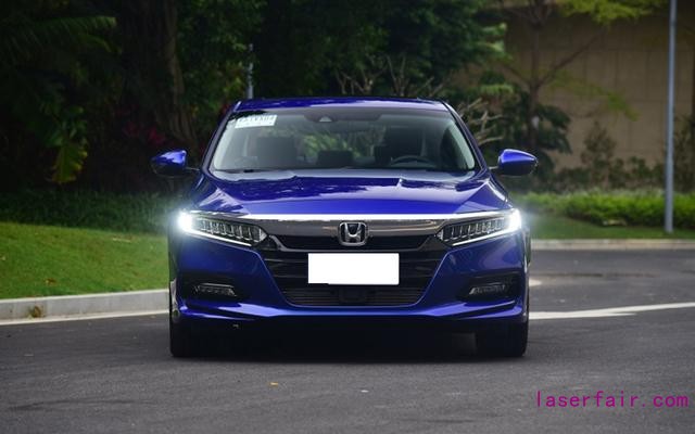 中型車(chē)銷(xiāo)量冠軍雅閣為什么賣(mài)得那么好？配置豐富是重點(diǎn)！
