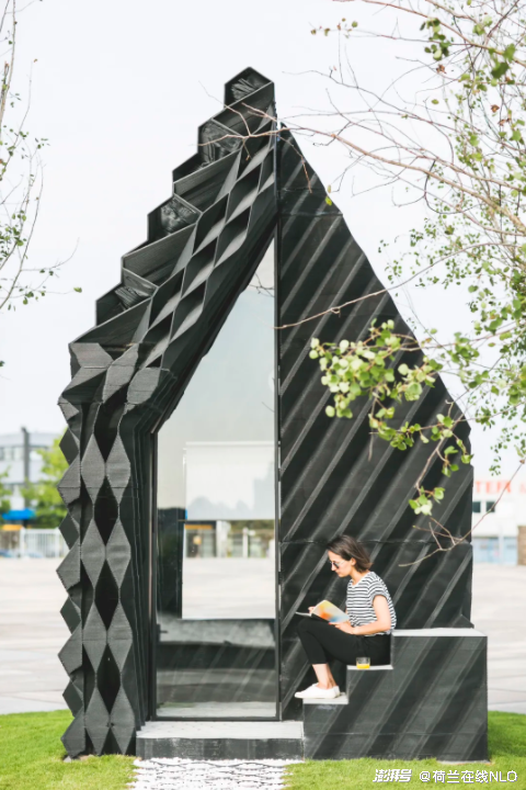 DUS建筑師建造的3D打印迷你小屋，來源：Sophie van den Hoek