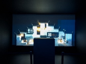 美輪美奐的《徽派建筑時光之美》藝術(shù)展。受訪方供圖