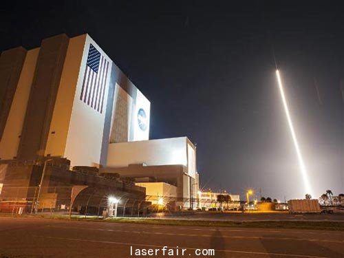 1月30日，TDRS-K衛(wèi)星從肯尼迪太空中心發(fā)射升空