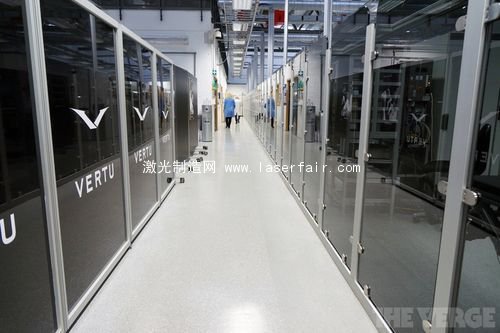 一探Vertu總部究竟：最奢侈的手機是怎么造出來的？