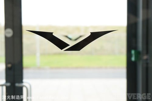 一探Vertu總部究竟：最奢侈的手機是怎么造出來的？